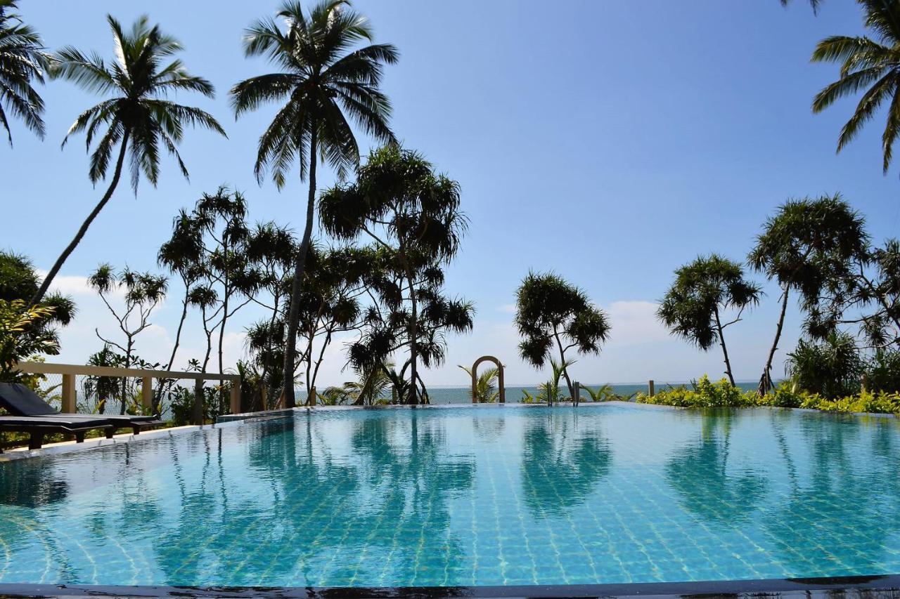Lanka Beach Boutique Bungalows & Grand Villa Tangalle Dış mekan fotoğraf