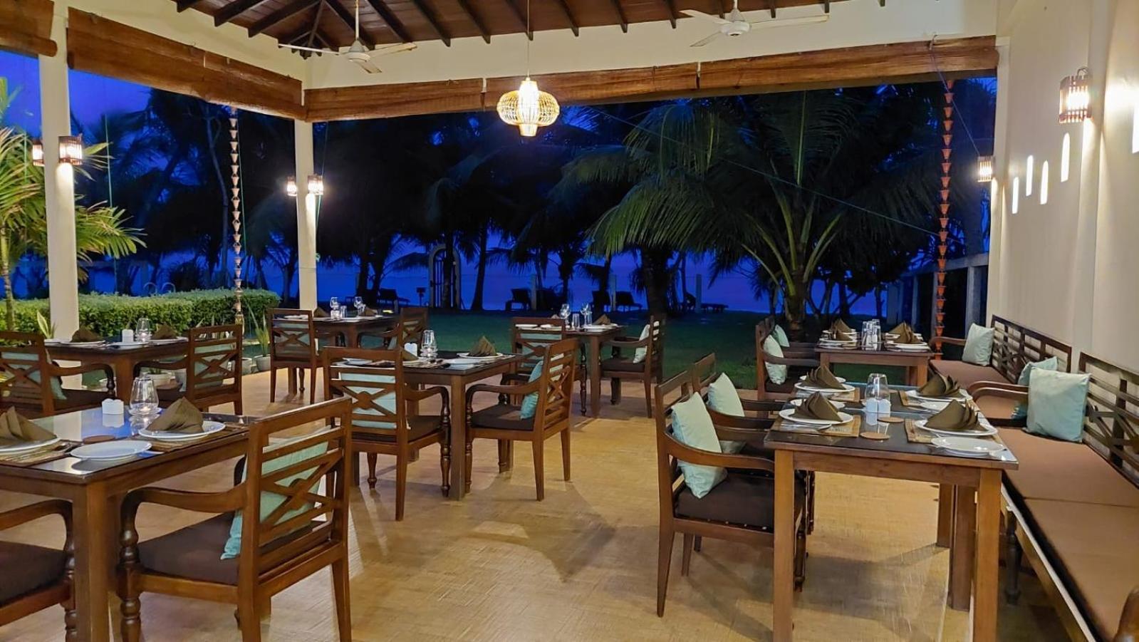 Lanka Beach Boutique Bungalows & Grand Villa Tangalle Dış mekan fotoğraf
